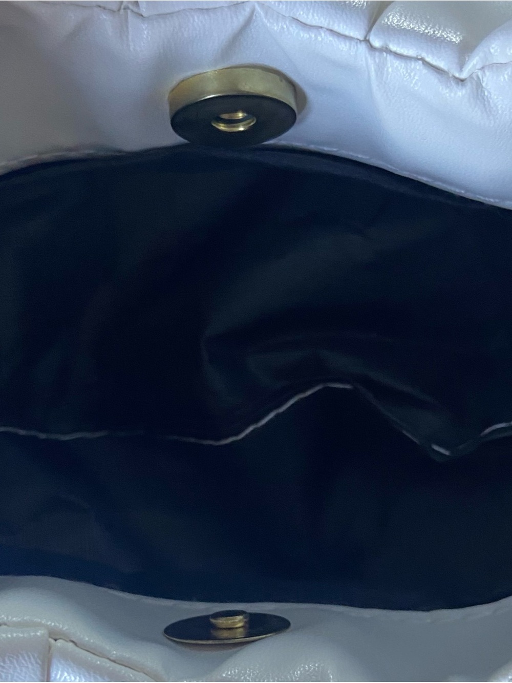 White Ruched Mini Purse - Picture 5 of 6